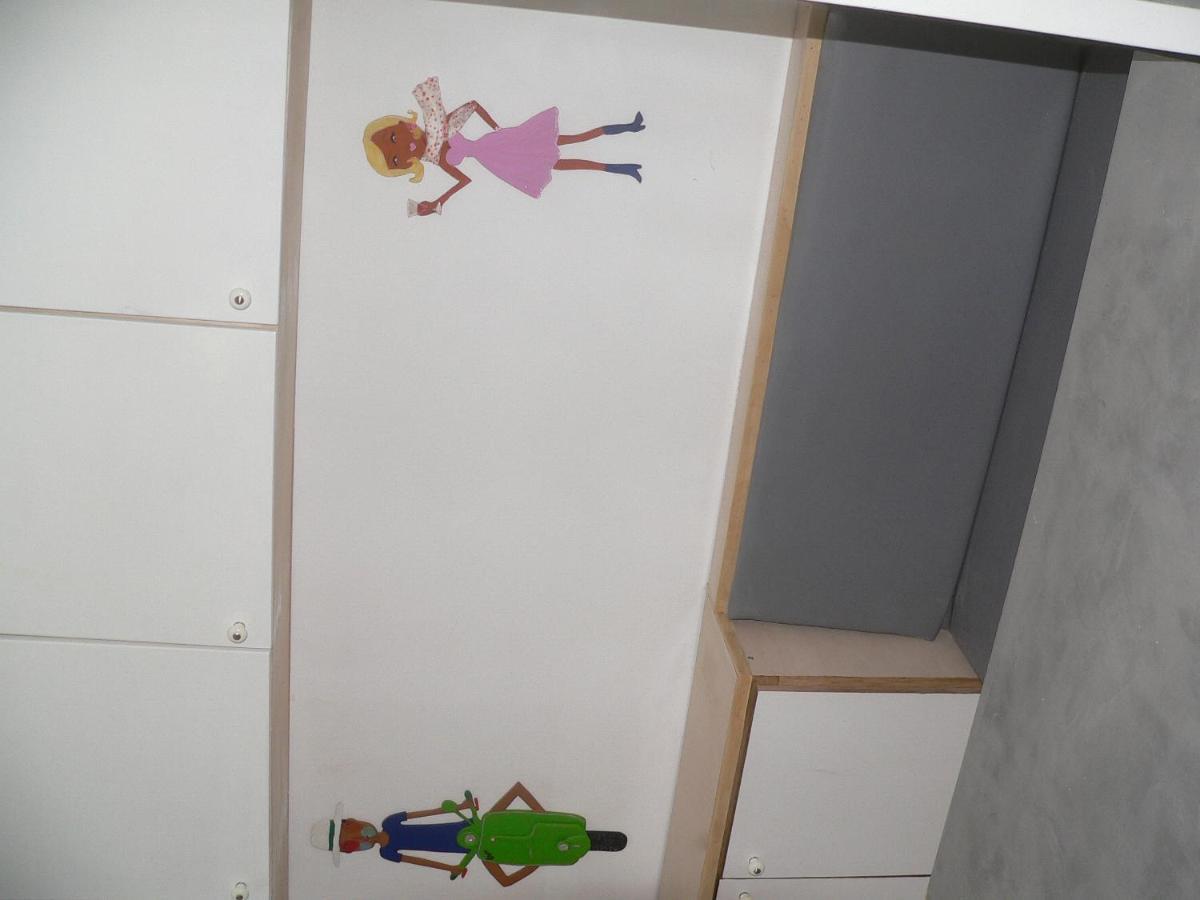 Liege Centre 6 Rue Montagne Sainte Walburge, 4000 Liege, Pour 2 Pers A 3 Minutes De La Gare St Lambert Apartment Luaran gambar