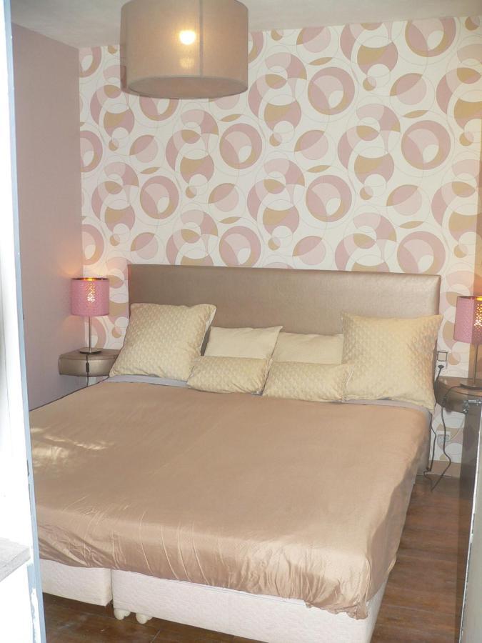 Liege Centre 6 Rue Montagne Sainte Walburge, 4000 Liege, Pour 2 Pers A 3 Minutes De La Gare St Lambert Apartment Luaran gambar