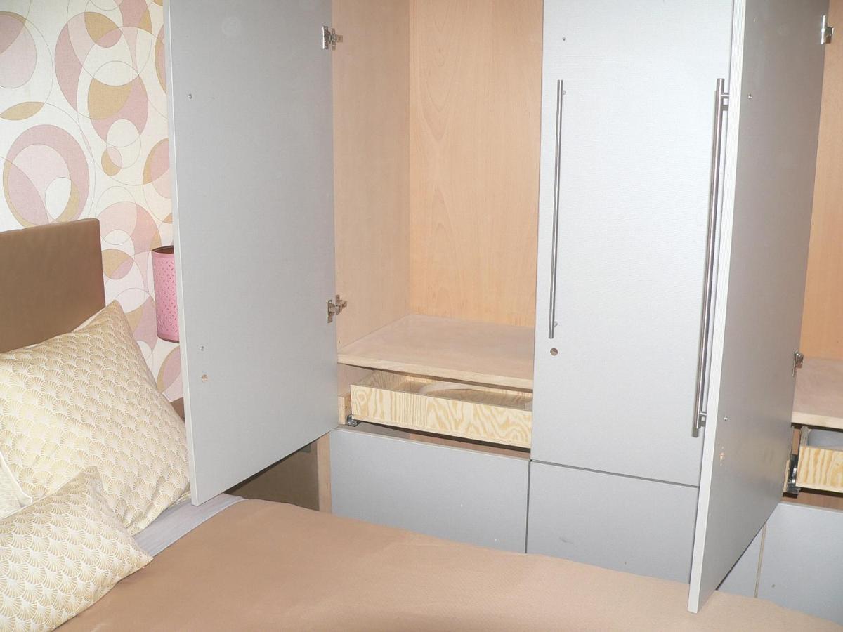 Liege Centre 6 Rue Montagne Sainte Walburge, 4000 Liege, Pour 2 Pers A 3 Minutes De La Gare St Lambert Apartment Luaran gambar