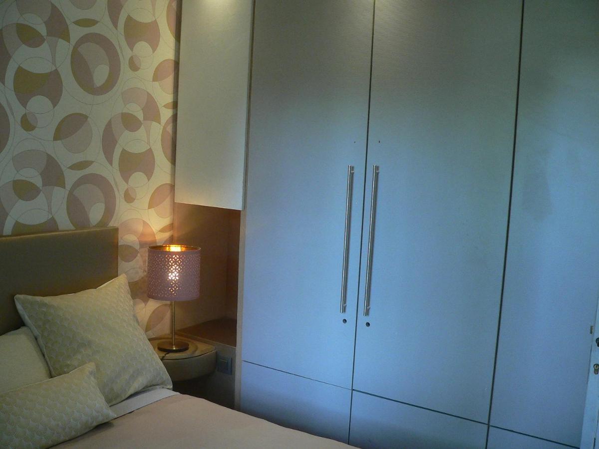 Liege Centre 6 Rue Montagne Sainte Walburge, 4000 Liege, Pour 2 Pers A 3 Minutes De La Gare St Lambert Apartment Luaran gambar