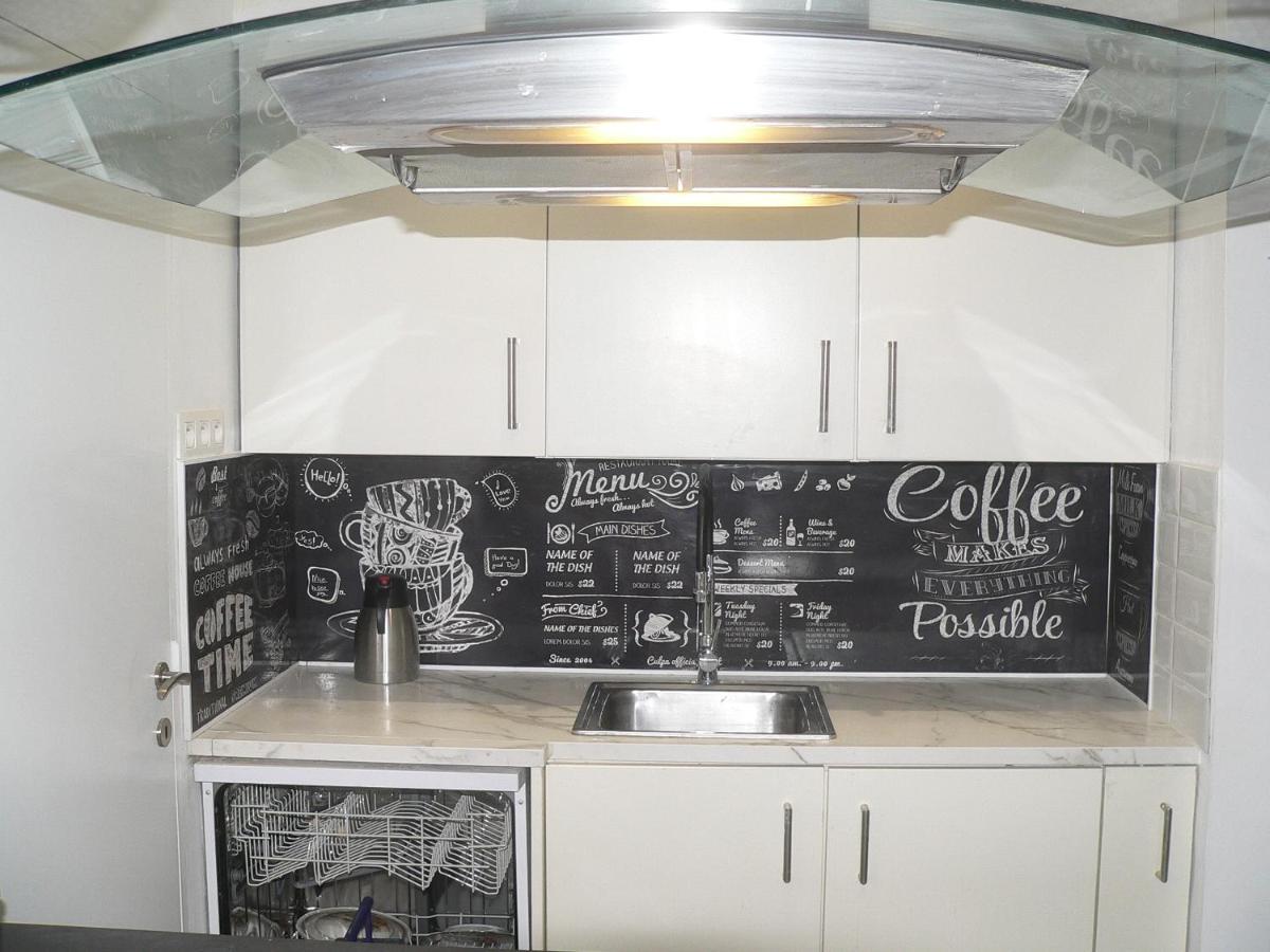 Liege Centre 6 Rue Montagne Sainte Walburge, 4000 Liege, Pour 2 Pers A 3 Minutes De La Gare St Lambert Apartment Luaran gambar