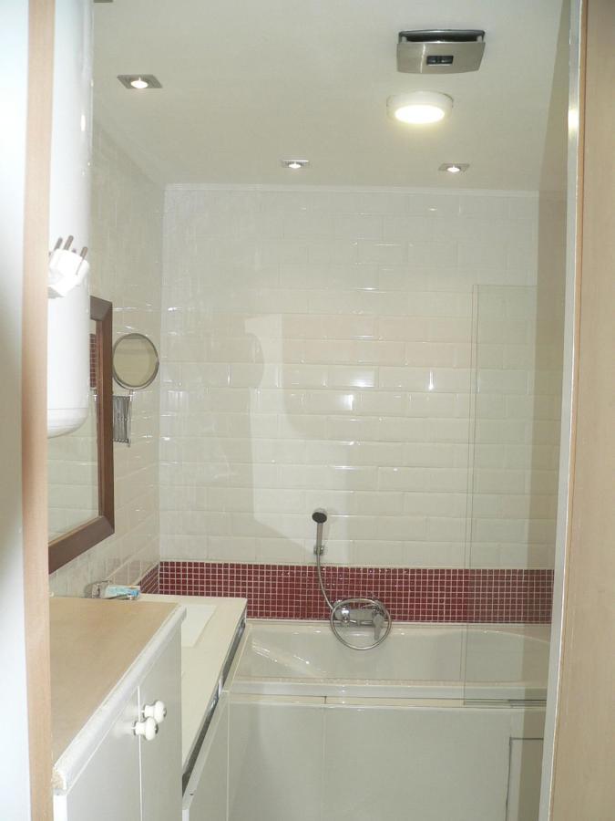 Liege Centre 6 Rue Montagne Sainte Walburge, 4000 Liege, Pour 2 Pers A 3 Minutes De La Gare St Lambert Apartment Luaran gambar