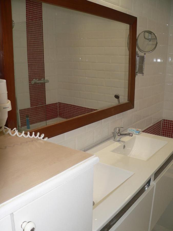 Liege Centre 6 Rue Montagne Sainte Walburge, 4000 Liege, Pour 2 Pers A 3 Minutes De La Gare St Lambert Apartment Luaran gambar