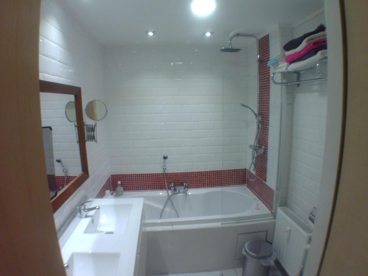 Liege Centre 6 Rue Montagne Sainte Walburge, 4000 Liege, Pour 2 Pers A 3 Minutes De La Gare St Lambert Apartment Luaran gambar