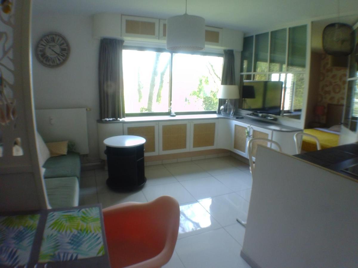 Liege Centre 6 Rue Montagne Sainte Walburge, 4000 Liege, Pour 2 Pers A 3 Minutes De La Gare St Lambert Apartment Luaran gambar