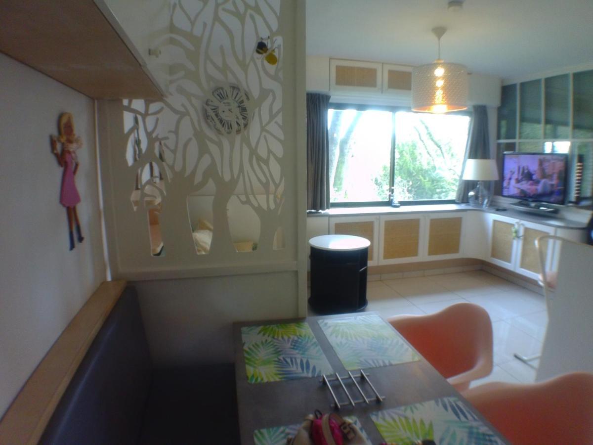 Liege Centre 6 Rue Montagne Sainte Walburge, 4000 Liege, Pour 2 Pers A 3 Minutes De La Gare St Lambert Apartment Luaran gambar
